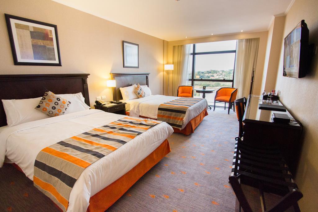 Carnaval Hotel Casino Encarnación Eksteriør billede