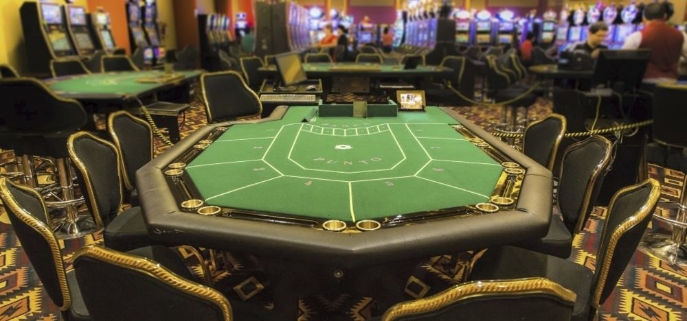Carnaval Hotel Casino Encarnación Eksteriør billede A baccarat table