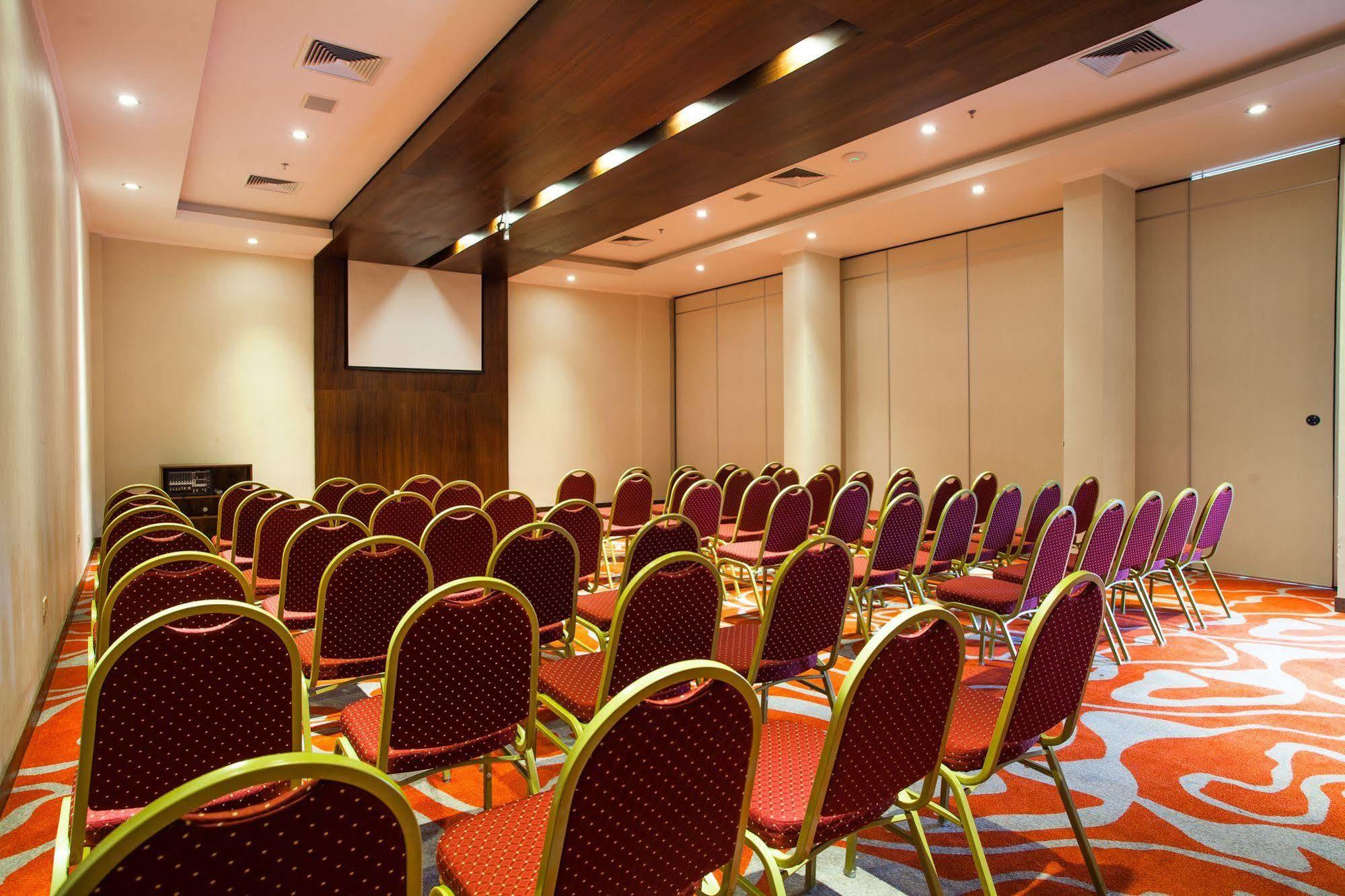 Carnaval Hotel Casino Encarnación Eksteriør billede Meeting room